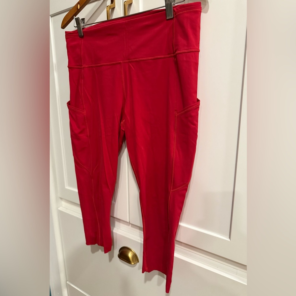 Lululemon size 12 Red Cropped, High-Waisted Leggings with Pockets and Logo